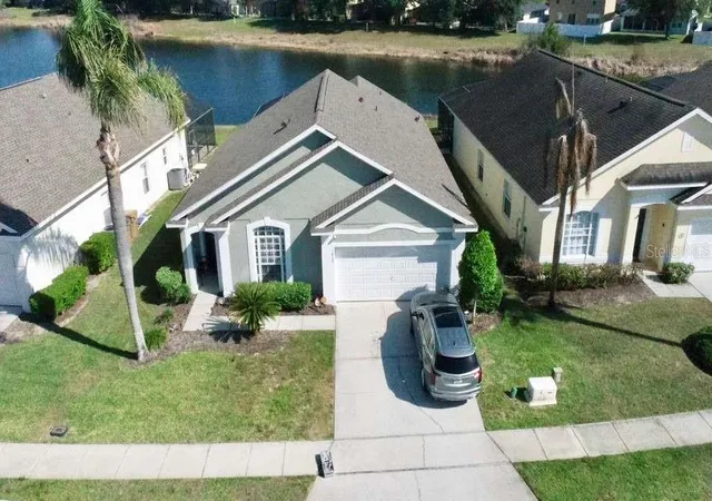 Photo 2 of Single family home for sale at 16732 Glenbrook Blvd, Clermont, FL 34714 | MLS# S5154411 | Listing updated on 2026-07-27