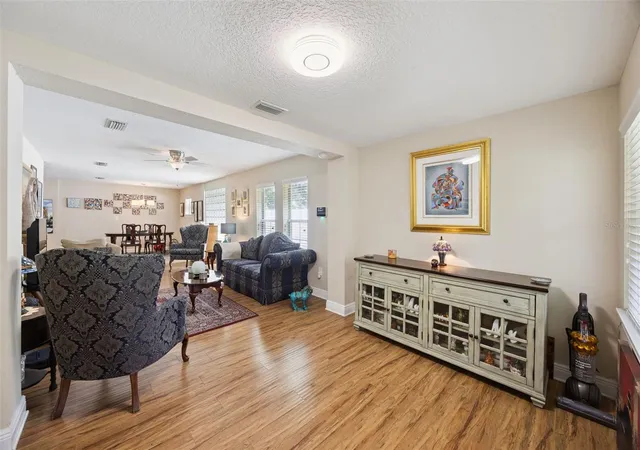 Photo 4 of Single family home for sale at 2109 E Grant Ave, Orlando, FL 32806 | MLS# O6428161 | Listing updated on 2026-08-27
