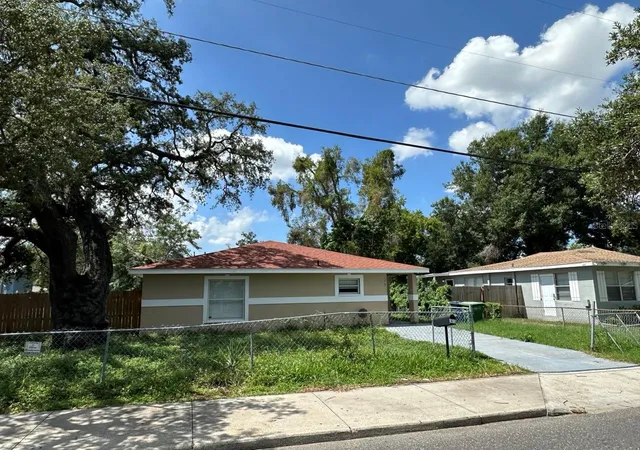 Photo 1 of Single family home for sale at 3613 E Chelsea St, Tampa, FL 33610 | MLS# TB8532805 | Listing updated on 2026-10-08