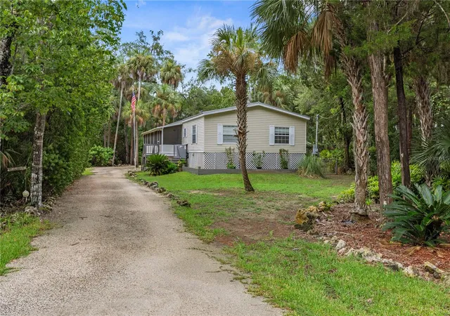 1st image of 11720 W North Pl, Homosassa, FL 34448 | MLS# OM729203