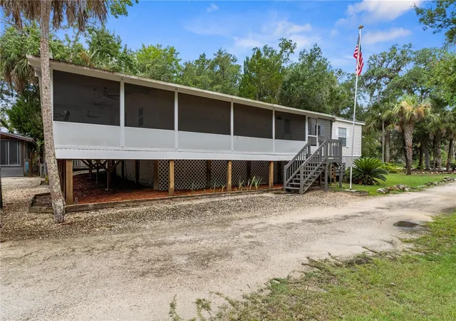 3rd image of 11720 W North Pl, Homosassa, FL 34448 | MLS# OM729203