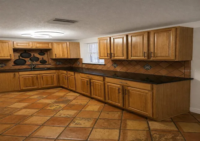 Photo 3 of Single family home for sale at 16109 Indian Mound Rd, Tampa, FL 33618 | MLS# TB8532837 | Listing updated on 2026-10-03