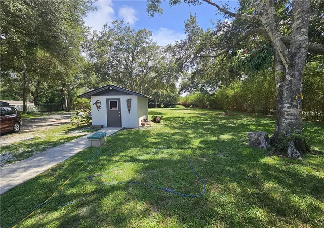 Photo 4 of Single family home for sale at 16109 Indian Mound Rd, Tampa, FL 33618 | MLS# TB8532837 | Listing updated on 2026-10-03