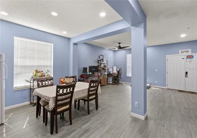 Photo 4 of Single family home for sale at 807 Jadestone Cir, Orlando, FL 32828 | MLS# O6428200 | Listing updated on 2026-09-16