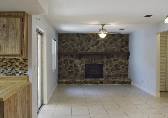 Photo 3 of Single family home for sale at 3740 Hawthorne Ln, Winter Park, FL 32792 | MLS# O6428202 | Listing updated on 2026-10-09