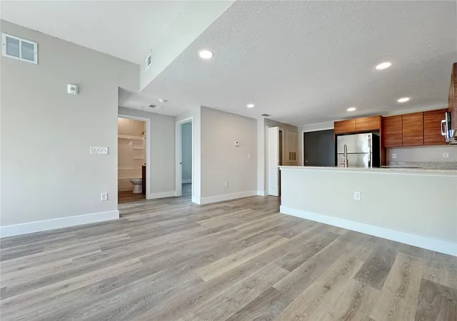 Photo 2 of Condo for sale at 4424 S Texas Ave #1-320, Orlando, FL 32839 | MLS# S5154425 | Listing updated on 2026-09-15