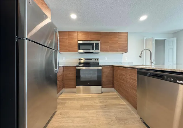 Photo 3 of Condo for sale at 4424 S Texas Ave #1-320, Orlando, FL 32839 | MLS# S5154425 | Listing updated on 2026-09-15