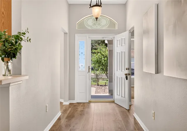 Photo 4 of Single family home for sale at 17101 SE 94th Berrien Ct, The Villages, FL 32162 | MLS# G5115553 | Listing updated on 2026-09-28