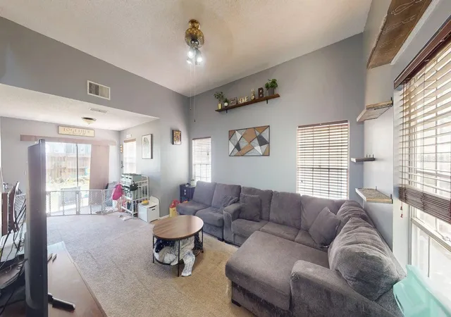 2nd image of 7508 Okeechobee Ct, Temple Terrace, FL 33637 | MLS# TB8532856