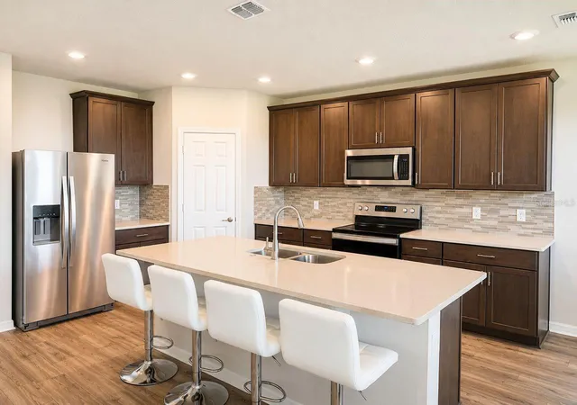 Photo 3 of Single family home for sale at 196 Towns Cir, Haines City, FL 33844 | MLS# O6428208 | Listing updated on 2026-08-14