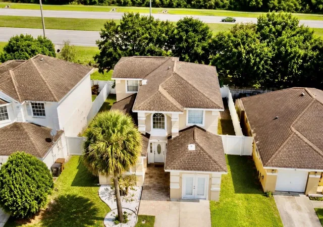 Photo 2 of Single family home for sale at 2728 Emerson Ln, Kissimmee, FL 34743 | MLS# S5154427 | Listing updated on 2026-08-27