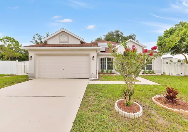 Photo 1 of Single family home for sale at 46 Cordona Dr, Kissimmee, FL 34758 | MLS# O6428211 | Listing updated on 2026-08-14