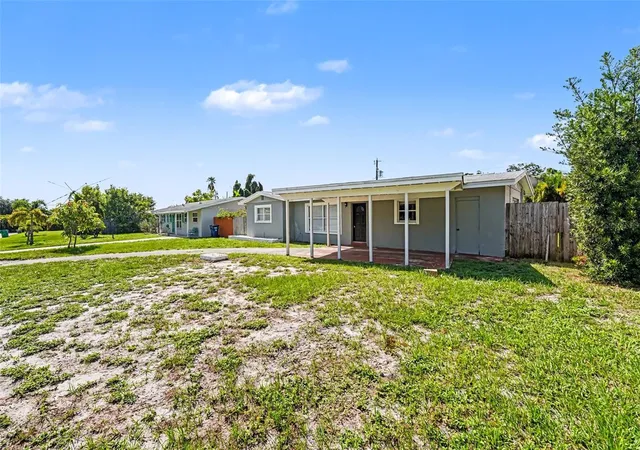 Photo 2 of Single family home for sale at 11428 75th Avenue, Seminole, FL 33772 | MLS# O6428213 | Listing updated on 2026-09-15