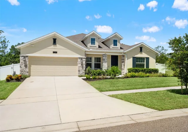 Photo 3 of Single family home for sale at 5764 Alenlon Way, Mount Dora, FL 32757 | MLS# O6428215 | Listing updated on 2026-10-05