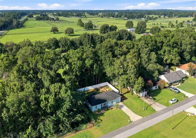 Photo 1 of Single family home for sale at 1864 Ne 126th Lane, Anthony, FL 32617 | MLS# OM729210 | Listing updated on 2026-08-30