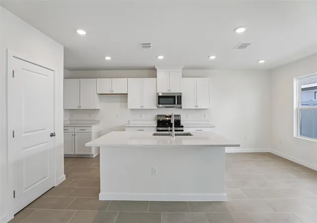 image of 2704 Meadow Crest Dr, Harmony, FL 34773 | MLS# O6428219