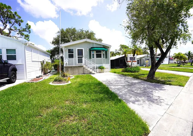 1st image of 125 Brookshire Dr, Nokomis, FL 34275 | MLS# C7528834