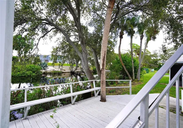 Photo 3 of Manufactured home for sale at 125 Brookshire Dr, Nokomis, FL 34275 | MLS# C7528834 | Listing updated on 2026-09-24