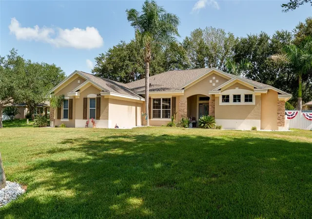 Photo 2 of Sale Pending at 10501 Via Como Ct, Clermont, FL 34711 | MLS# G5115561 | Listing updated on 2026-08-23