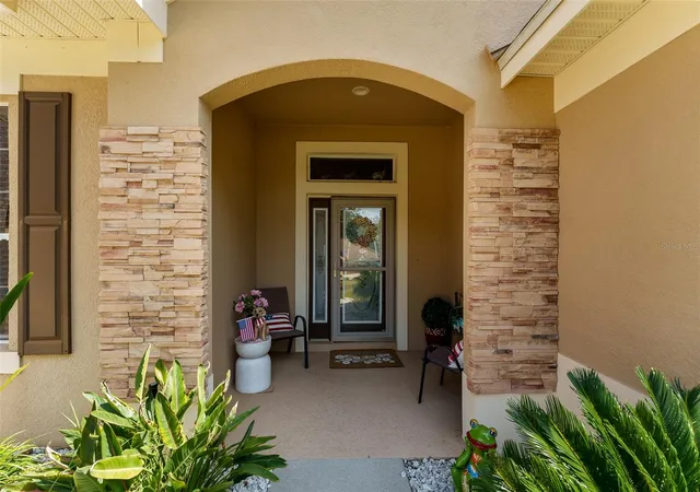 Photo 3 of Sale Pending at 10501 Via Como Ct, Clermont, FL 34711 | MLS# G5115561 | Listing updated on 2026-08-23