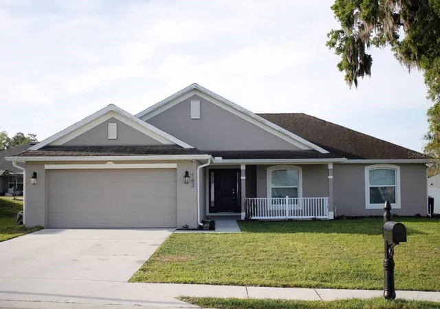 Photo 2 of Single family home for sale at 162 Nw 44th Street, Ocala, FL 34475 | MLS# OM729214 | Listing updated on 2026-08-28