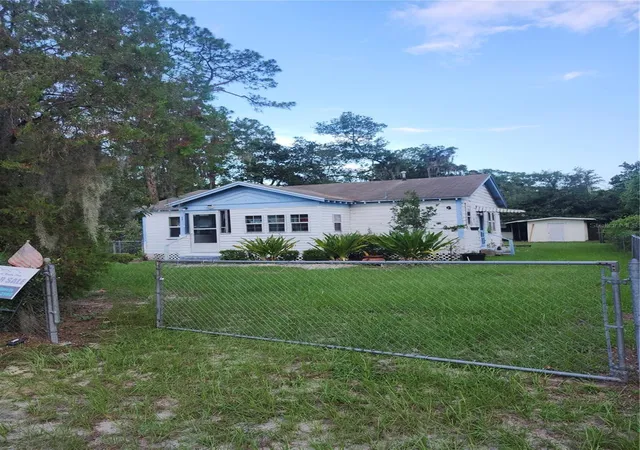 2nd image of 1427 Se 1st Ave, Gainesville, FL 32641 | MLS# O6428227