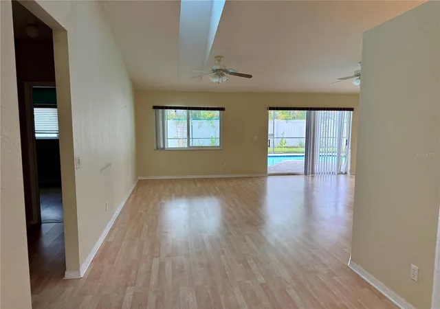 4th image of 3670 Lake Blvd, Clearwater, FL 33762 | MLS# TB8532884