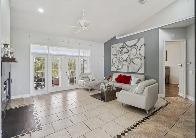 Photo 3 of Single family home for sale at 24920 Se Highway 450, Umatilla, FL 32784 | MLS# S5154436 | Listing updated on 2026-08-06