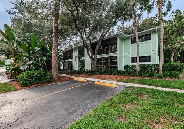 Photo 3 of Condo for sale at 3295 Fox Chase Cir N #107, Palm Harbor, FL 34683 | MLS# TB8532902 | Listing updated on 2026-10-04