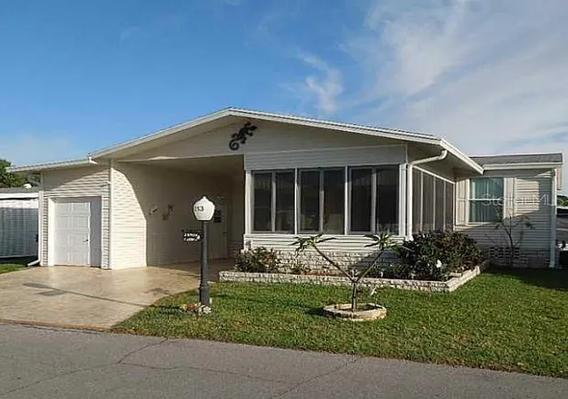 Manufactured home for sale at 213 York Cottage Dr, HAINES CITY, FL 33844 | MLS# P4939418