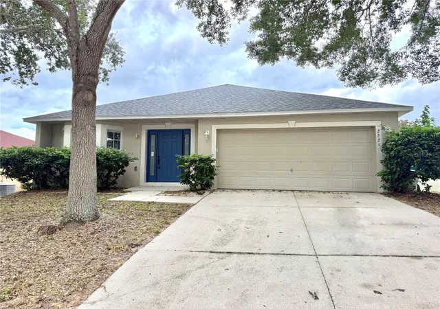 Photo 1 of Single family home for sale at 2225 Sandridge Cir, Eustis, FL 32726 | MLS# G5115568 | Listing updated on 2026-10-05