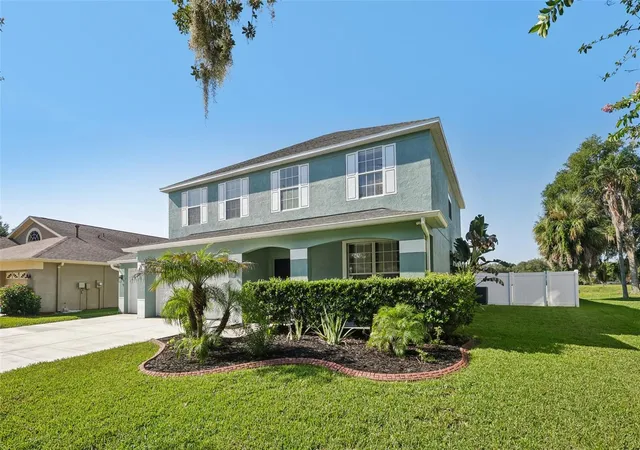 Photo 3 of Single family home for sale at 205 Rosana Dr, Brandon, FL 33511 | MLS# TB8532907 | Listing updated on 2026-07-28