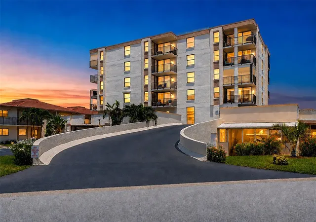 Photo 2 of Condo for sale at 6145 Sun Blvd #306, Saint Petersburg, FL 33715 | MLS# TB8532909 | Listing updated on 2026-08-02