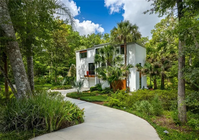 2nd image of 2012 Nw 24th St, Gainesville, FL 32605 | MLS# GC542234