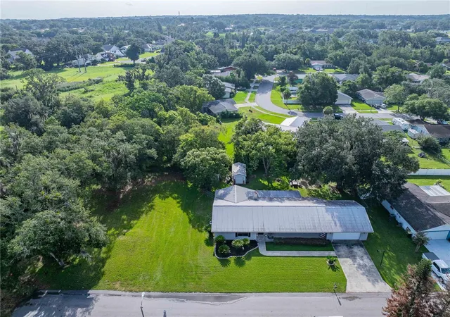 Photo 3 of Single family home for sale at 5934 Ridge Dr, Lakeland, FL 33813 | MLS# L4963808 | Listing updated on 2026-07-28