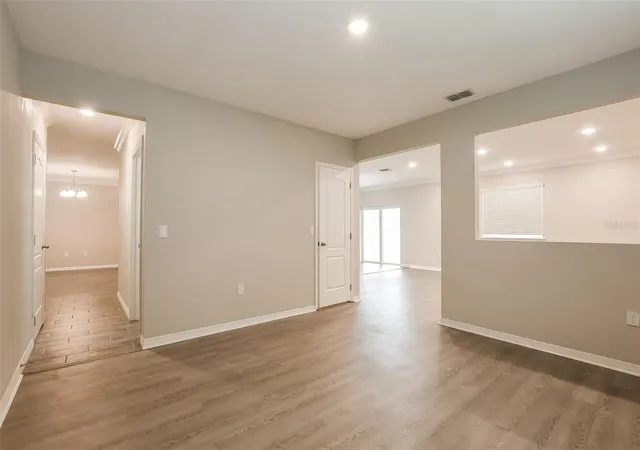 Photo 3 of Single family home for sale at 1926 Bell Crk Loop, Fruitland Park, FL 34731 | MLS# O6428267 | Listing updated on 2026-08-26