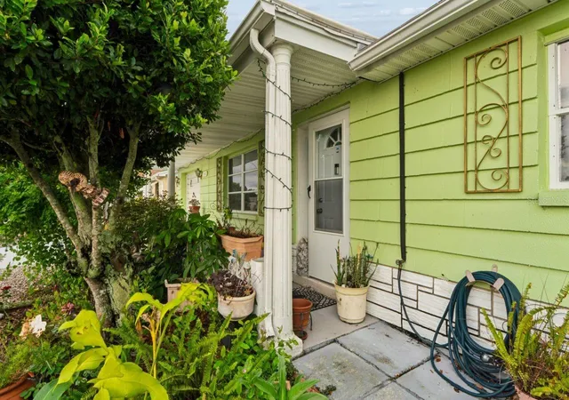 3rd image of 3415 Clydesdale Dr #unit 5, Holiday, FL 34691 | MLS# W7887997