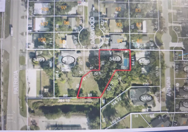 Photo 3 of Single family home for sale at 63 Oakwood Dr, Dunedin, FL 34698 | MLS# A4701116 | Listing updated on 2026-10-12