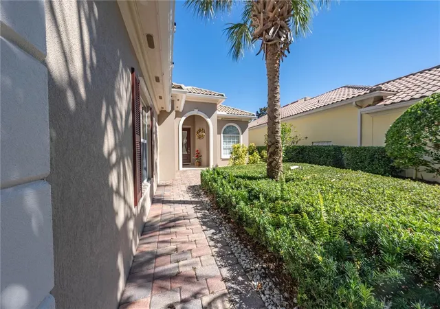 Photo 4 of Single family home for sale at 11731 Eagle Ray Ln, Orlando, FL 32827 | MLS# O6428282 | Listing updated on 2026-08-22