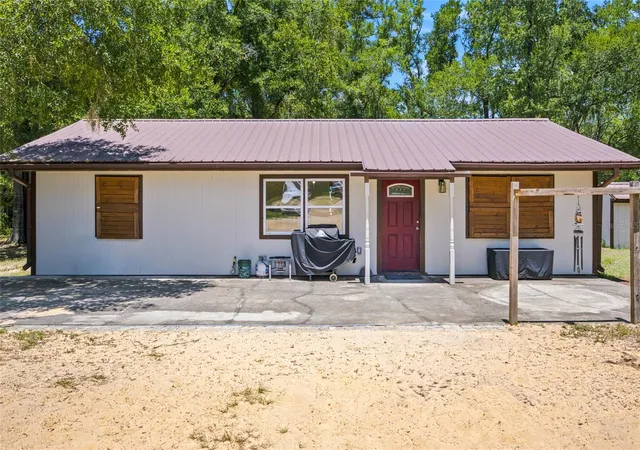 Photo 1 of Sale Pending at 13051 Ne 60th Street, Williston, FL 32696 | MLS# OM729228 | Listing updated on 2026-08-13