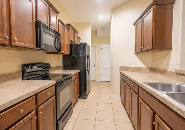 Photo 5 of Townhouse for sale at 15510 Campden St, Winter Garden, FL 34787 | MLS# S5154448 | Listing updated on 2026-08-16