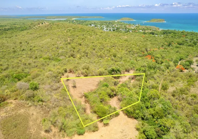 Photo 1 of Land for sale at 55 Calle De Batu, Vieques, PR 00765 | MLS# PR9122999 | Listing updated on 2026-07-27