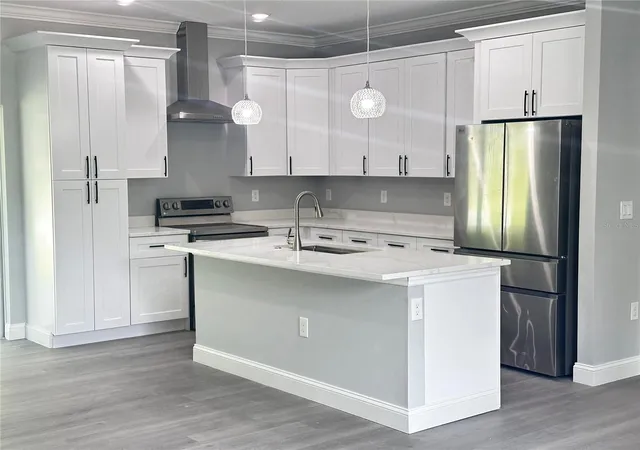 2nd image of 221 W Euclid Ave, Deland, FL 32720 | MLS# V4950415