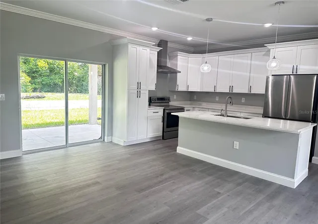 5th image of 221 W Euclid Ave, Deland, FL 32720 | MLS# V4950415