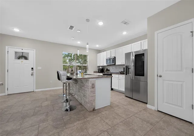 Photo 3 of Townhouse for sale at 10108 Salt Point Dr, Winter Garden, FL 34787 | MLS# S5154452 | Listing updated on 2026-07-29