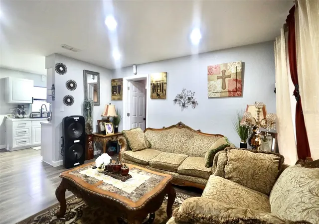Photo 4 of Single family home for sale at 414 W Ella J Gilmore St, Apopka, FL 32703 | MLS# O6428298 | Listing updated on 2026-09-08