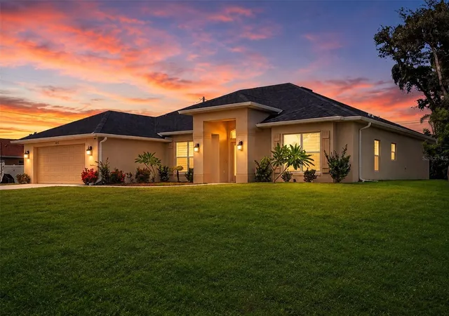 Photo 3 of Single family home for sale at 400 Marlin Rd, Venice, FL 34293 | MLS# N6145164 | Listing updated on 2026-09-25