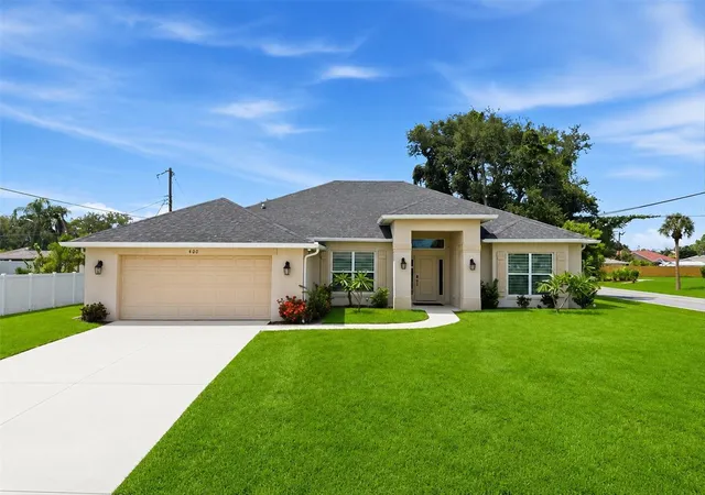 Photo 4 of Single family home for sale at 400 Marlin Rd, Venice, FL 34293 | MLS# N6145164 | Listing updated on 2026-09-25