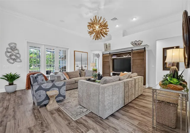 4th image of 9616 San Fernando Ct, Howey In The Hills, FL 34737 | MLS# G5115579
