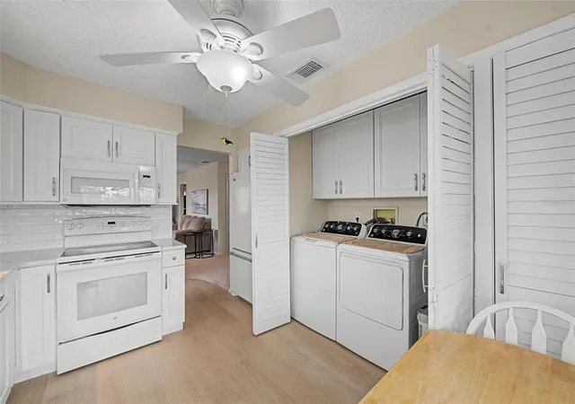 Listing Photo 5 - Condo for sale in building located at 4009 Lighthouse Wy, NEW PORT RICHEY, FL 34652